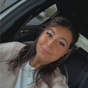 Meet your Posher, Nikkiann